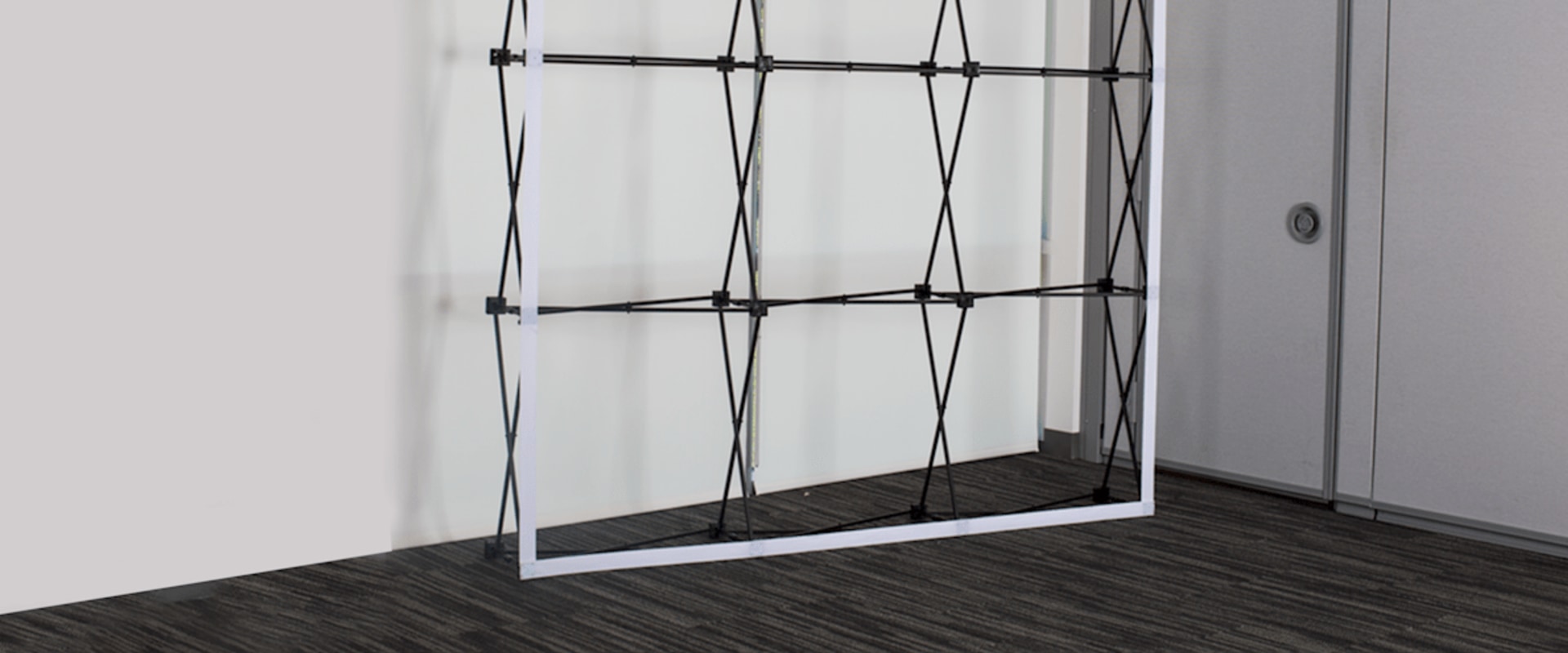 How to Make Your Trade Show Display Stand Out with Pop-Up Displays
